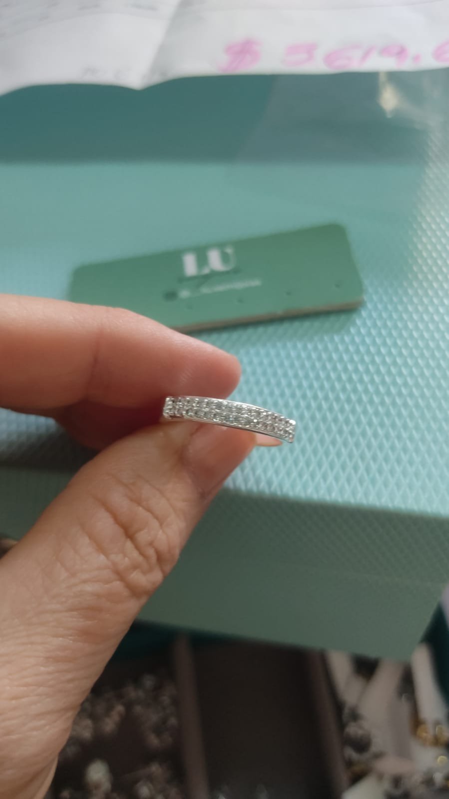 A.P aliança crav. fina 2 fileiras zirc.