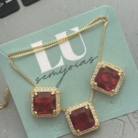 Conj.O quadrado rubi