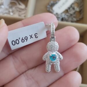 Ber.P. menino(a) crav.