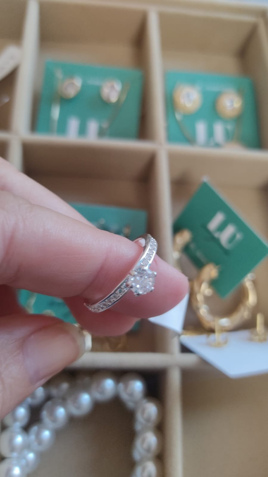 A.P crav. solitário 12x 14,00