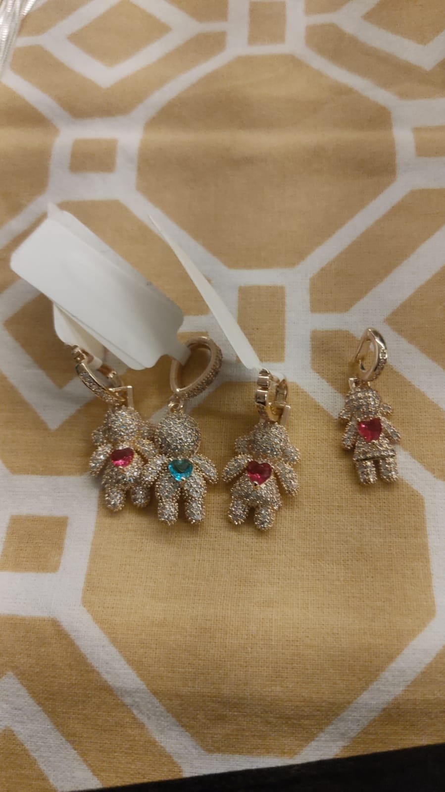 Ber.O menino(a) crav.