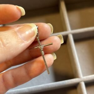 M.A.I Crucifixo fino