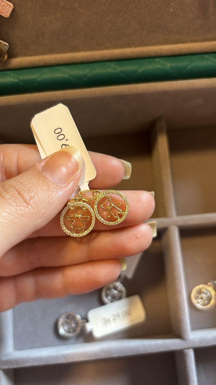 M.O menino(a) mandala vazada