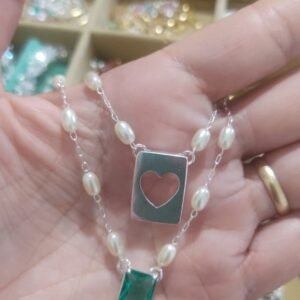 Escapulário P. perolas arroz + esmeralda