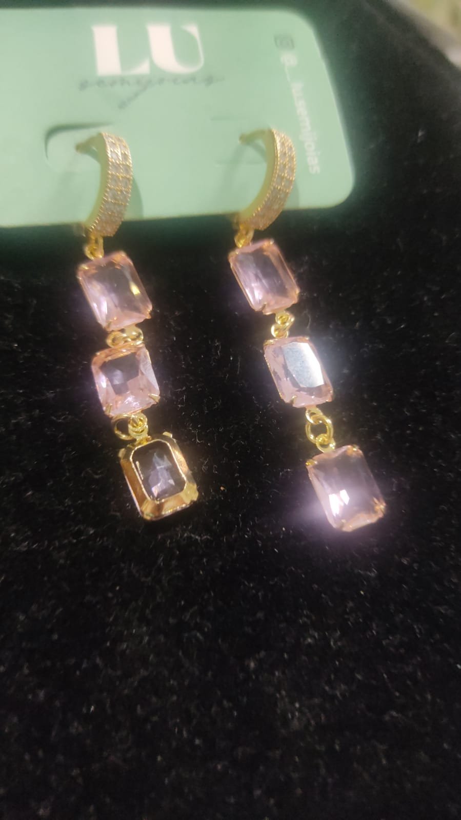 B.P argola ping. tres pedras rosa quadrado