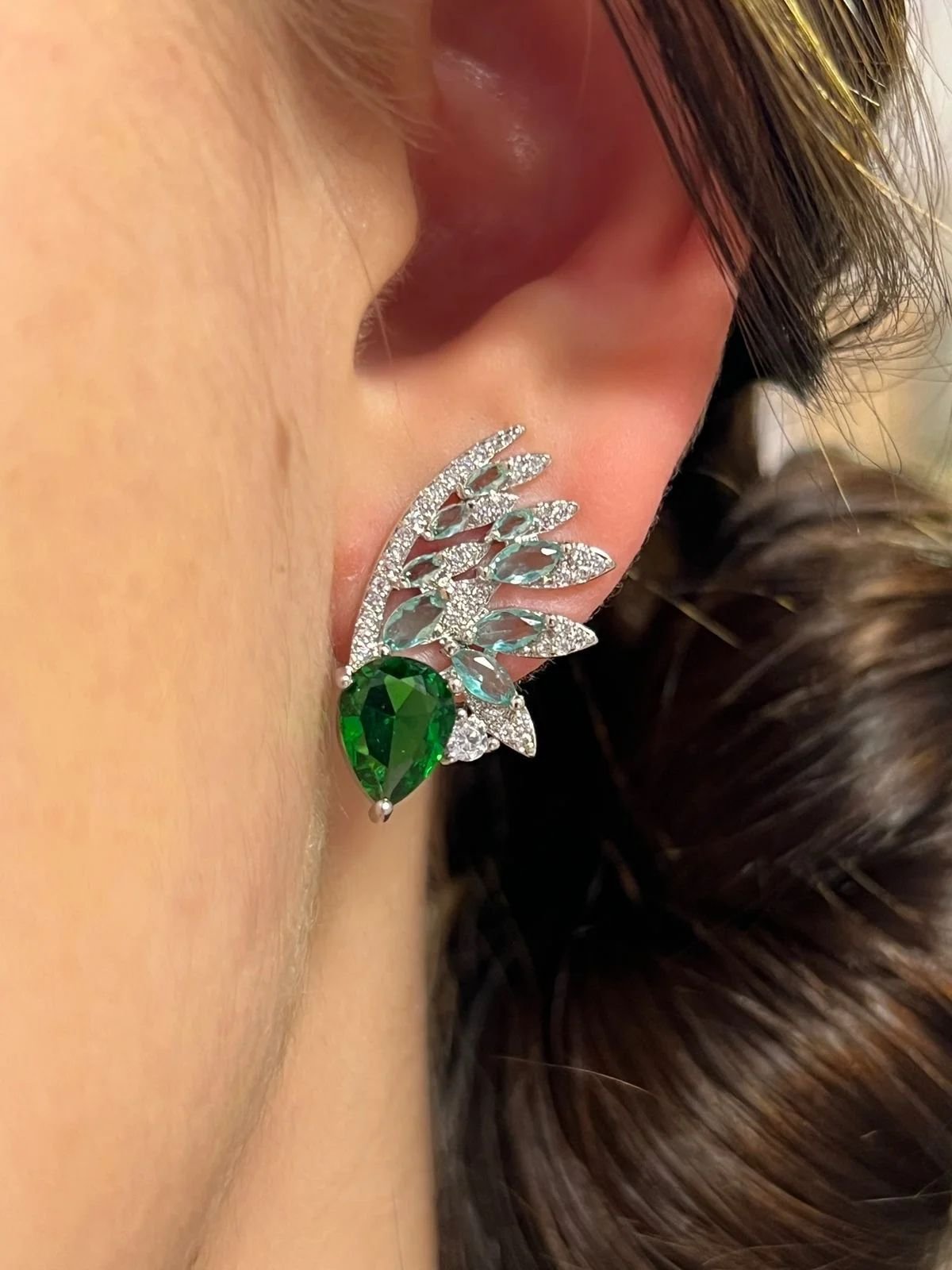 B.P ear cuff cristal e verde esmeralda
