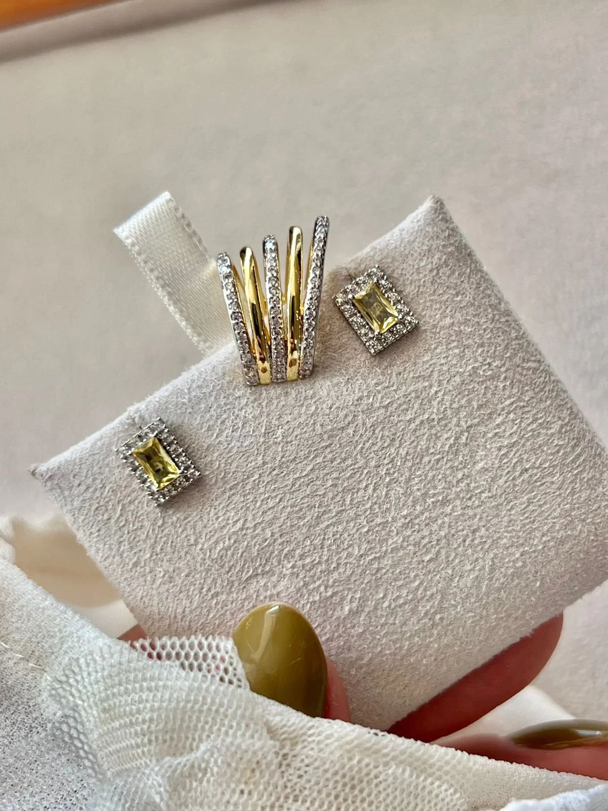 B.P retangulo pequeno cristal e citrino