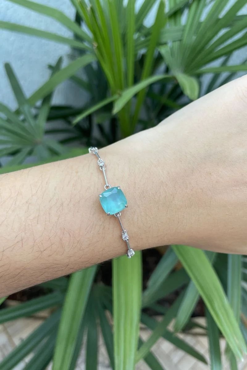 P.P verde agua leitoso