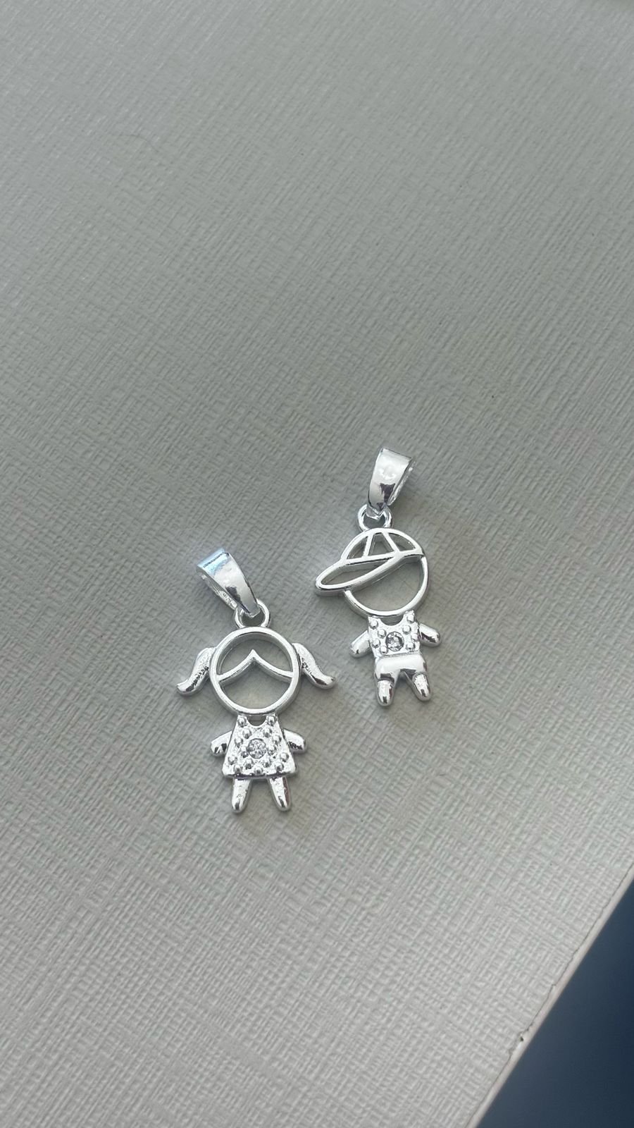 M.P menino (a) 1,5 cm