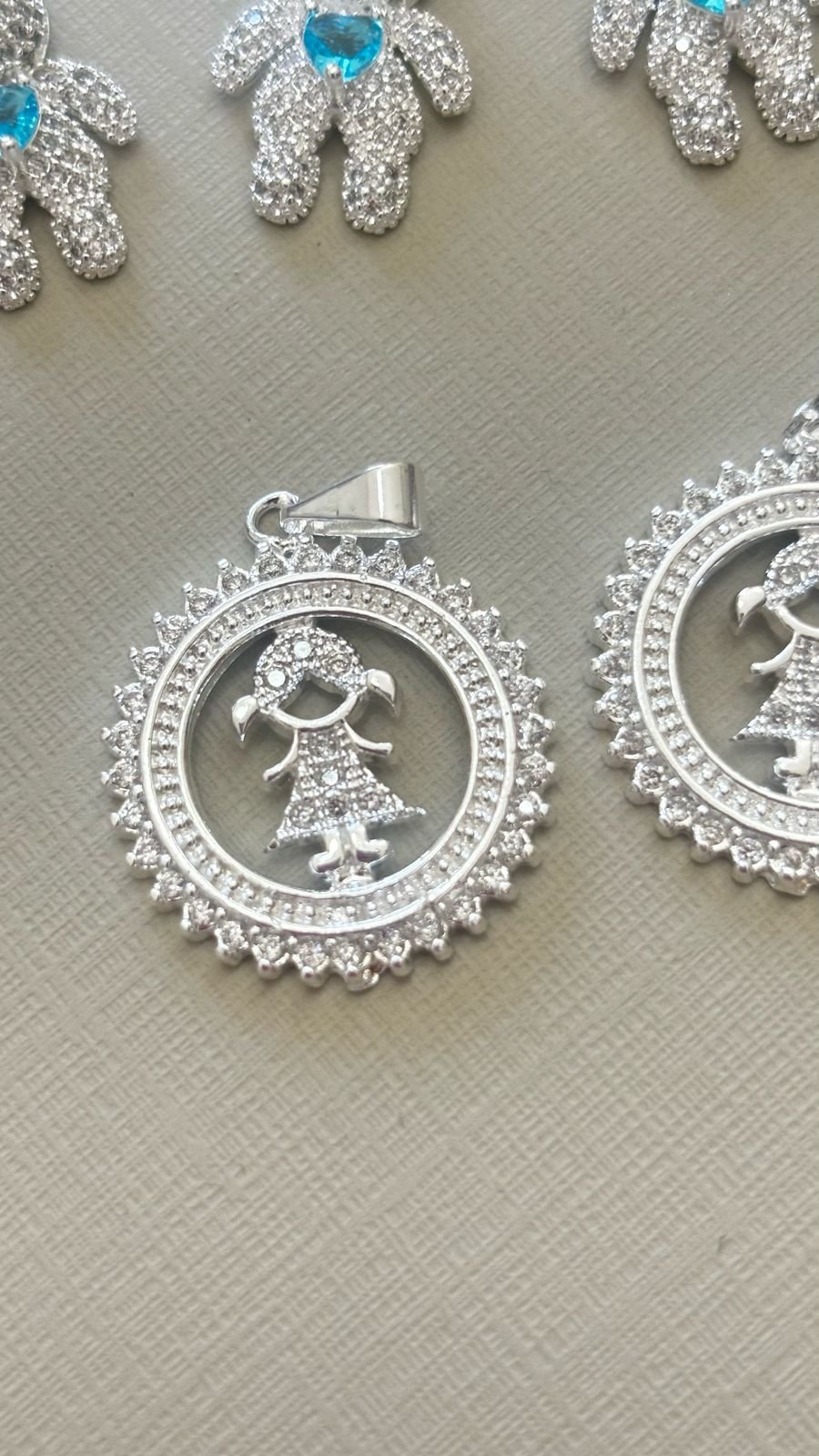 M.P menino (a) mandala 2,5 cm zir. crav,