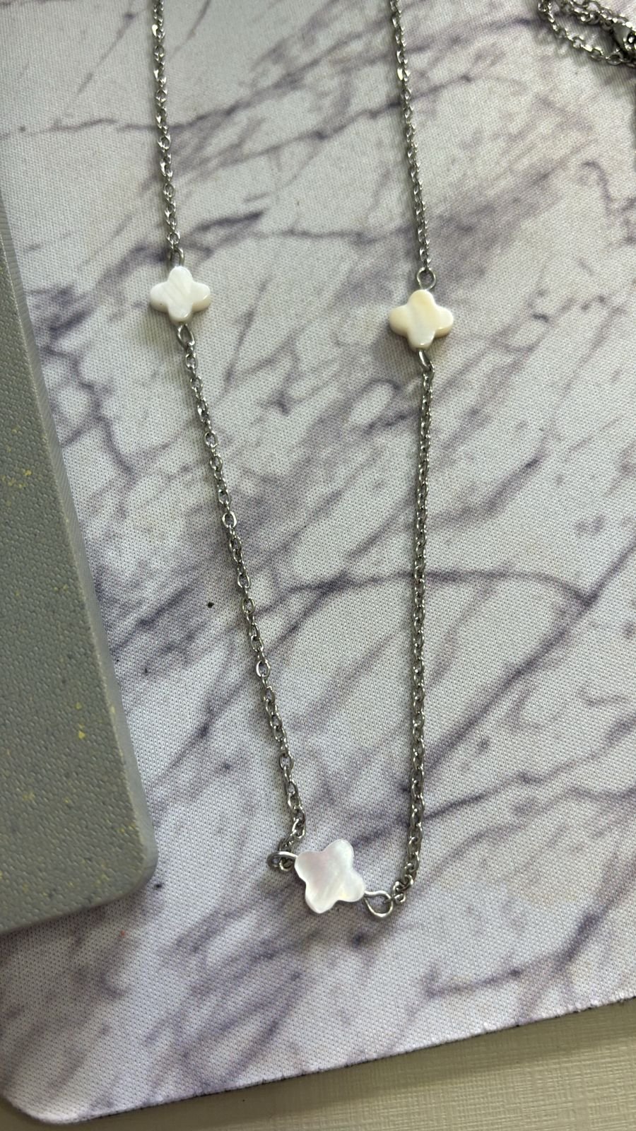 C.A.I trevo madre perola