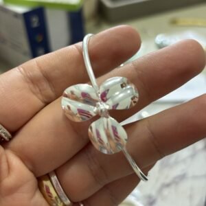 Bracelete P. flor 3 petalas