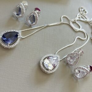 Conj.P gota zirc. crav. (pedra ametista OU cristal OU azul)