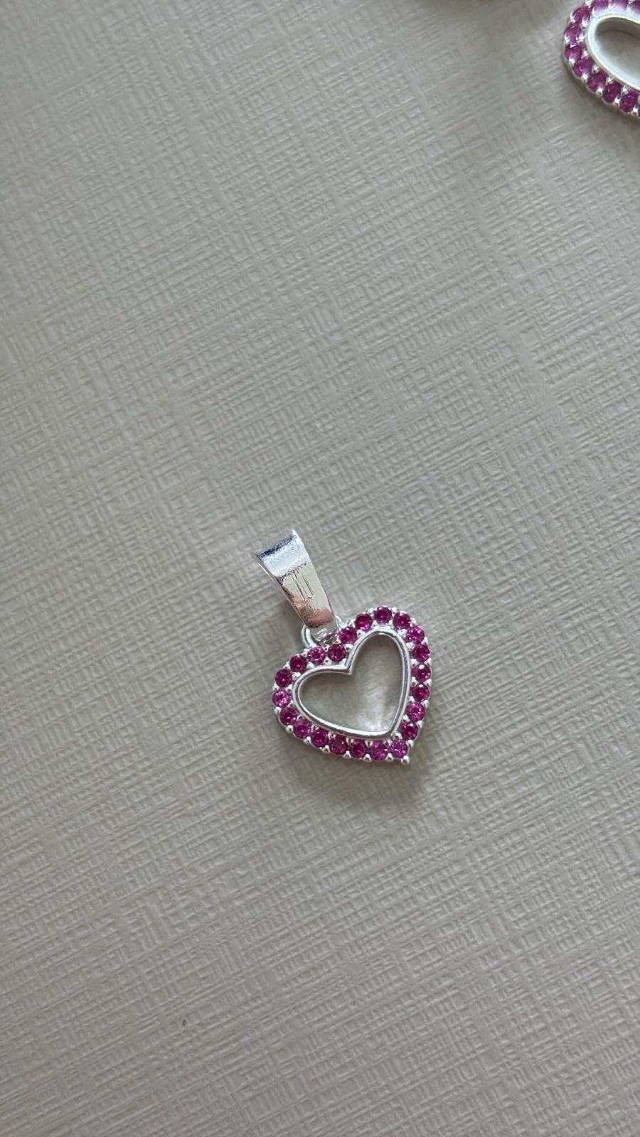 M.P coração zirc. rosa vazado