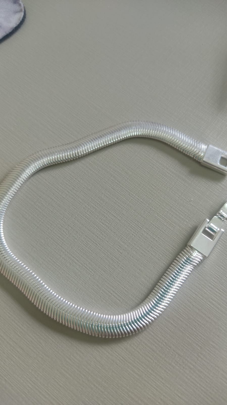 p.p lacraia fecho joia