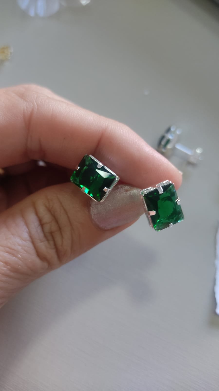 B.P retangulo esmeralda 1cm