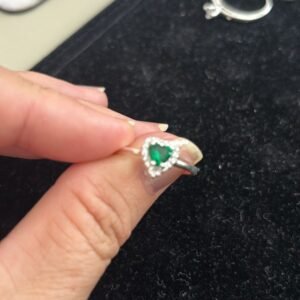 A.P coração prata 925 (esmeralda, verde e turmalina)