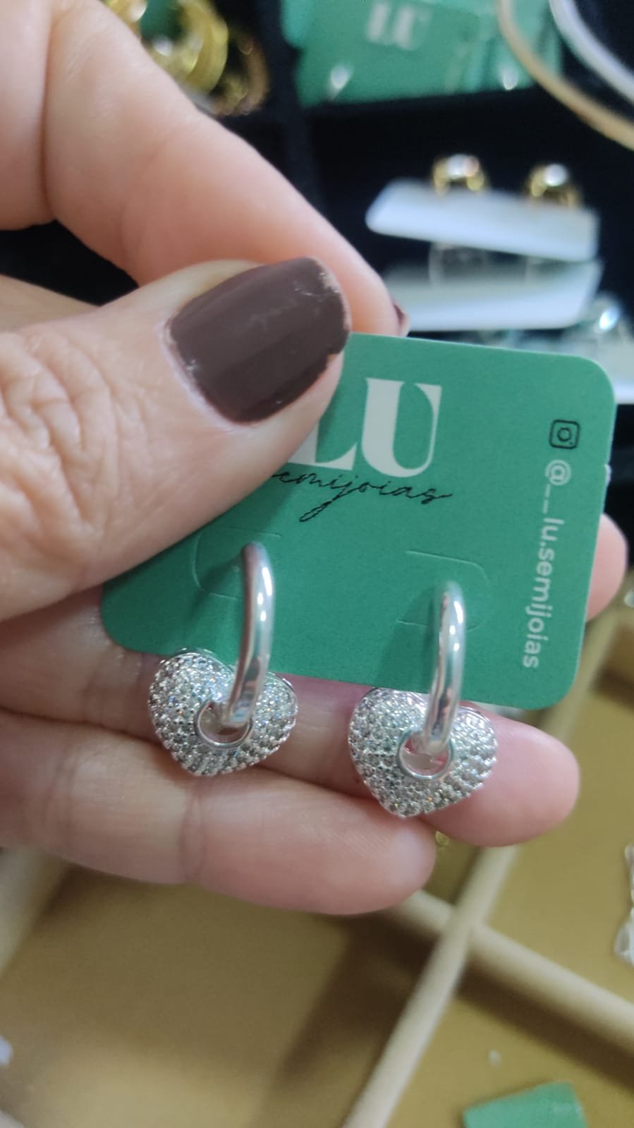 B.P argola com pingente coração crav.