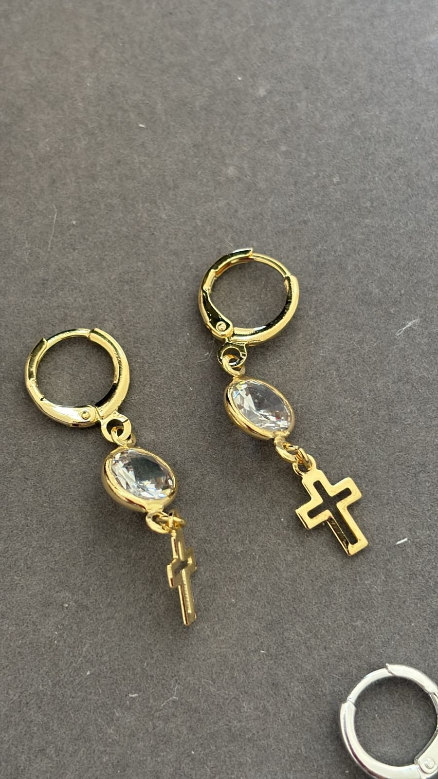 B.O argolinha click ping. ponto de luz e cruz