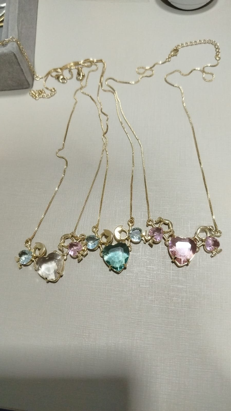 Gar. O dois filhos coração pedras