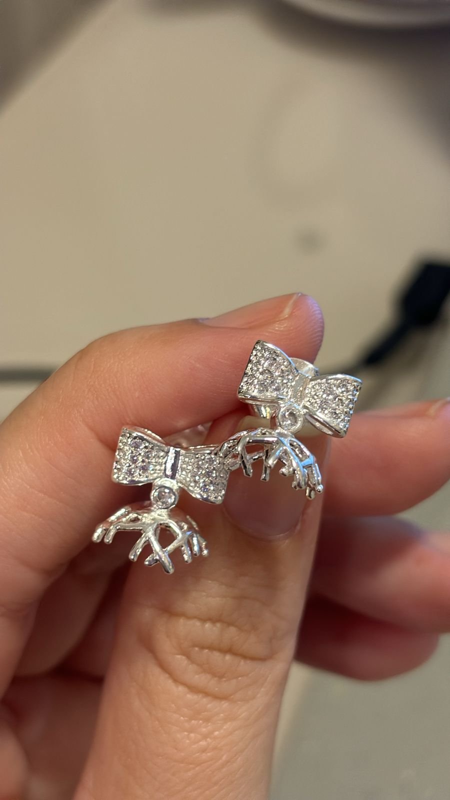 B.P laço crav.  ping. perola