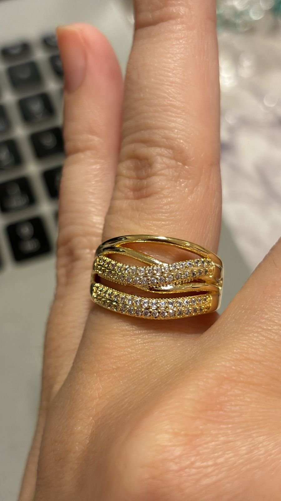 A.O entrelaço 2 fileiras zirc.crav. 2 fileiras lisas