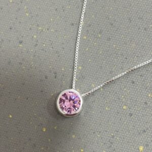 Gar. P ponto de luz rosa