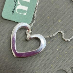 Gar.P coração vazado tortinho