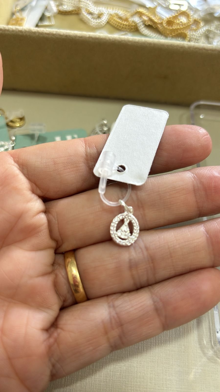 M.P Mandala N. Sra. Aparecida zirc. crav. 1cm