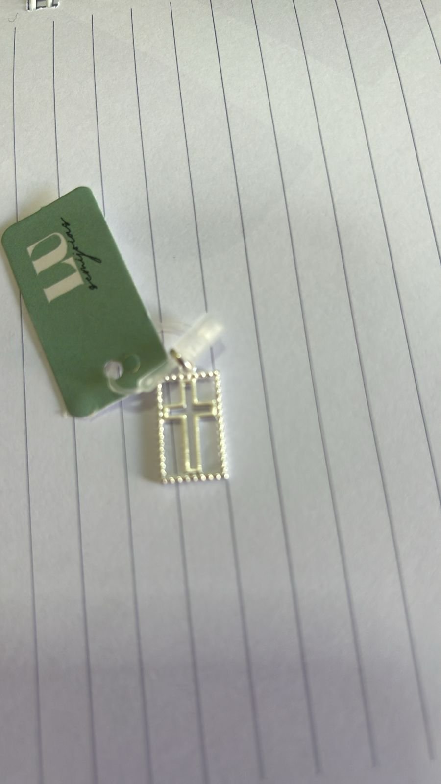 M.P cruz com borda quadrada textura pipoquinha