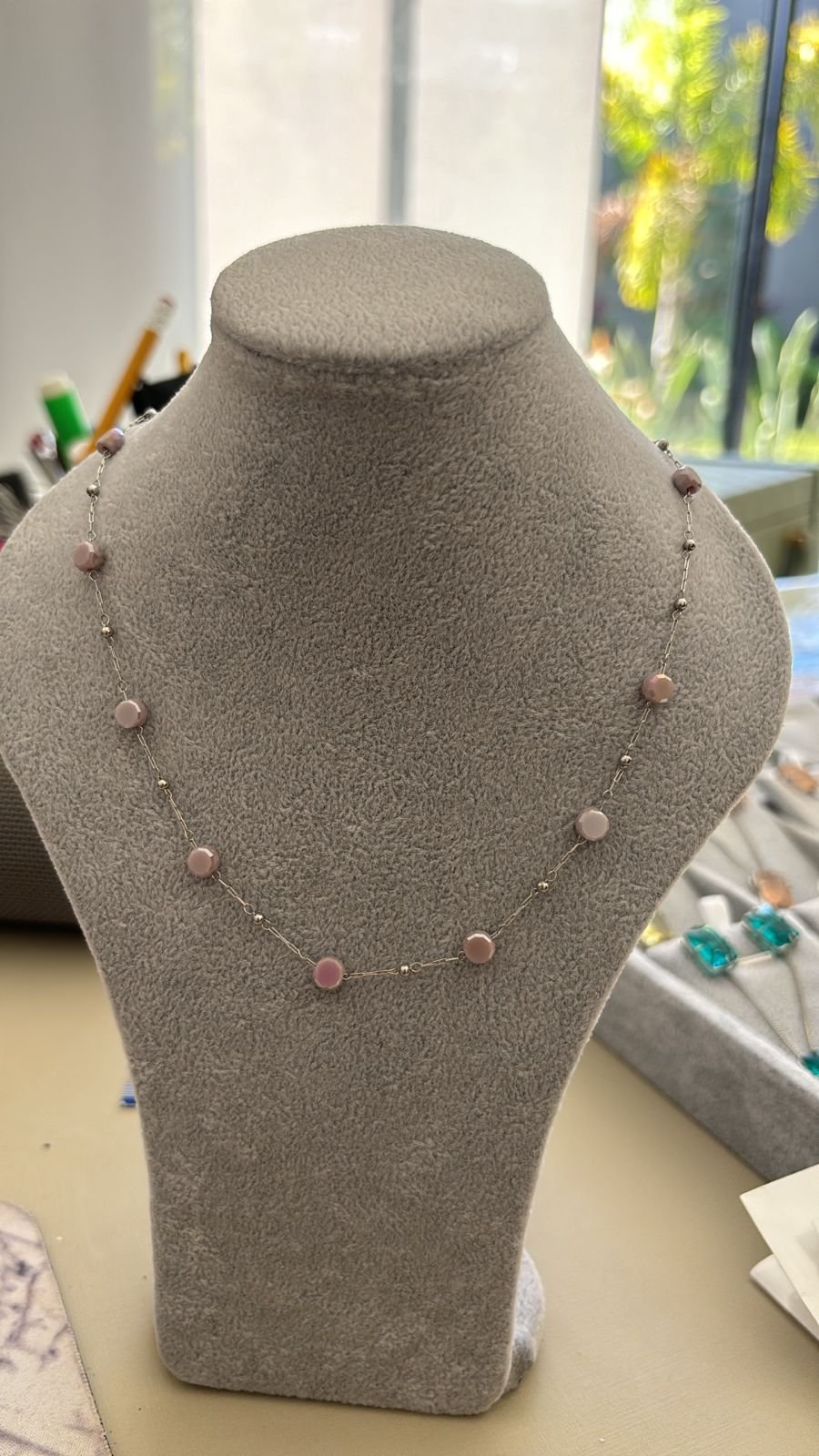 C.R cristal lavanda e esferas ródio