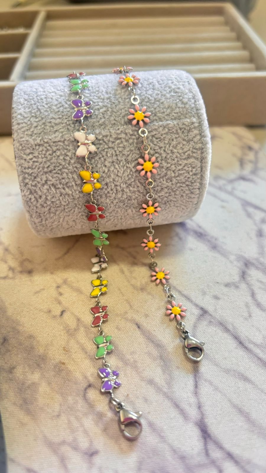 P.A.I flor rosa OU  borboleta