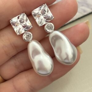 B.P cristal quadrado com ping. perola barroca