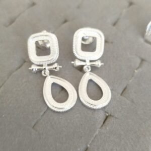 B.P quadrado perola e gota pedra turquesa