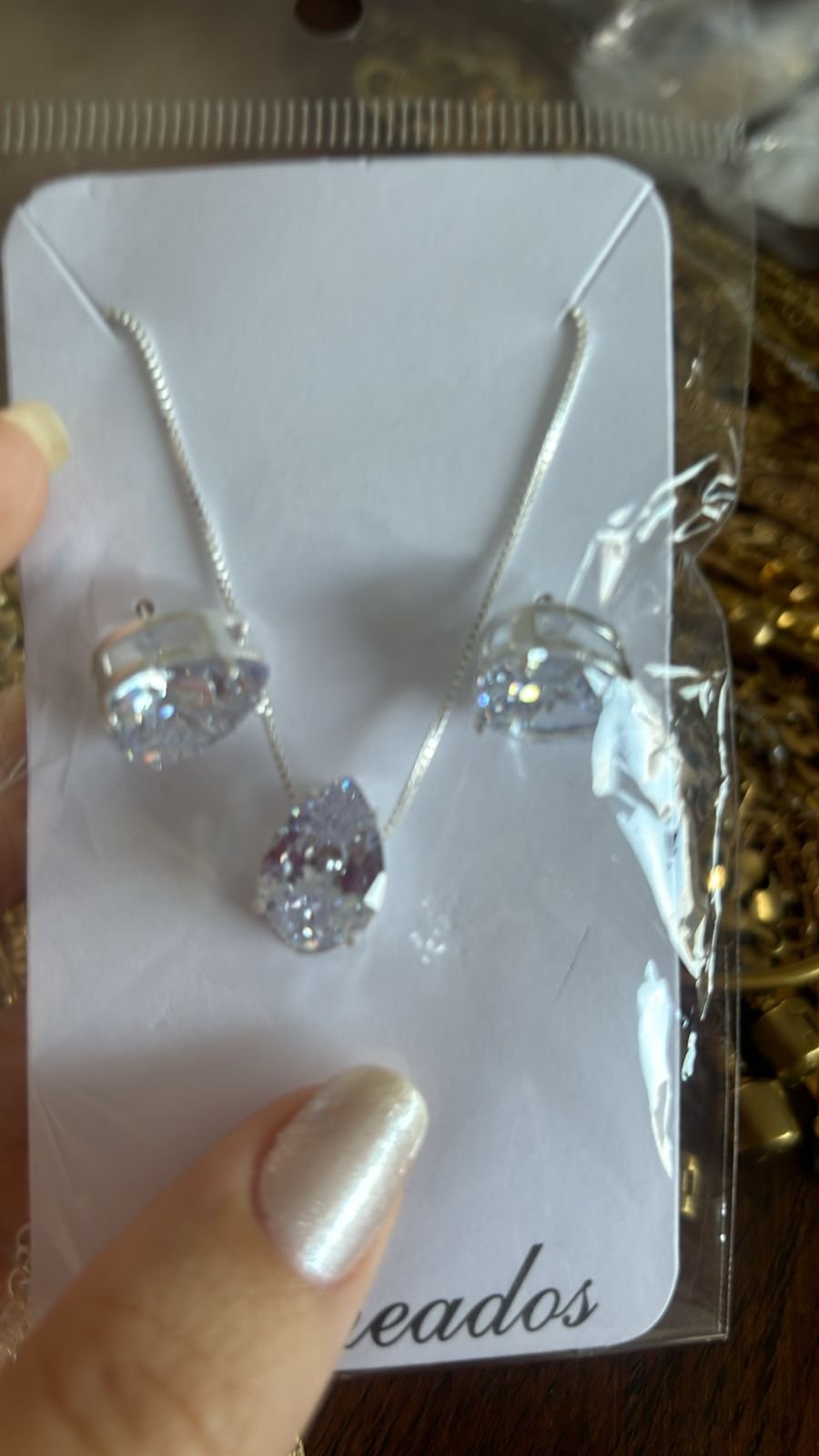 Conj. P. gota cristal ou turmalina