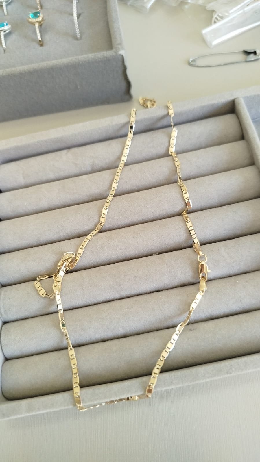 C.O masc. piastrini fina