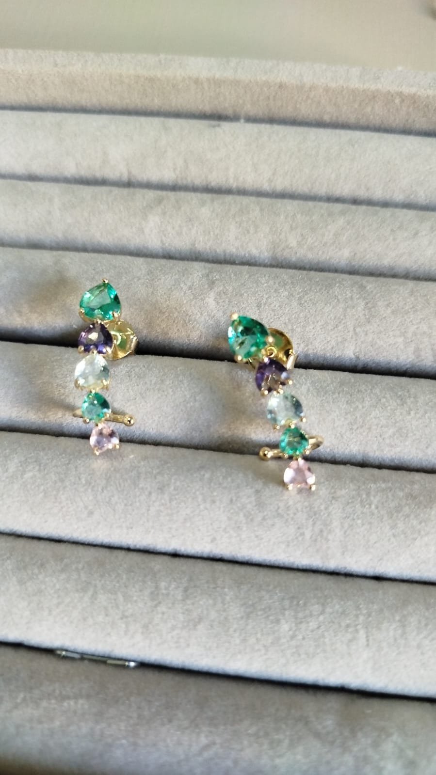 B.O ear cuff 5 corações