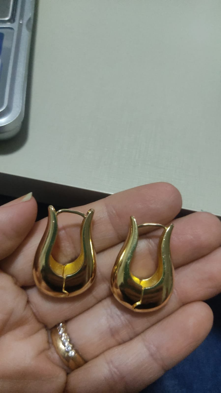 B.O argola abaulada em U