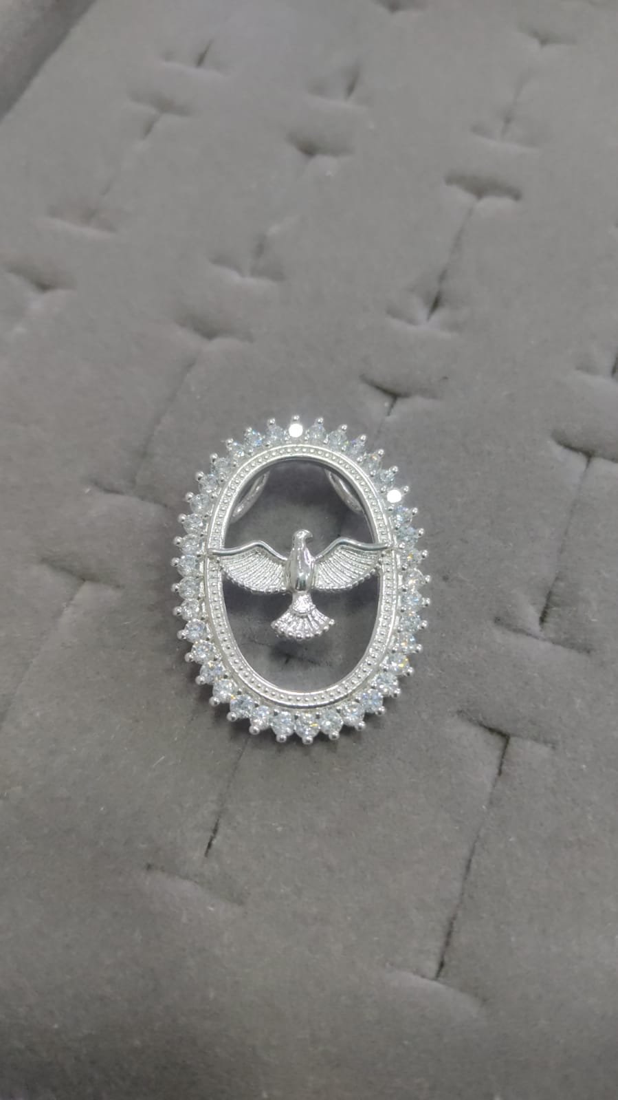 M.P Espirito Santo com zirc. crav.