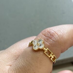 A.O corrente trevo cristal