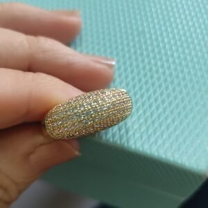 A.O aliança crav. grossa 5 fileiras zirc.