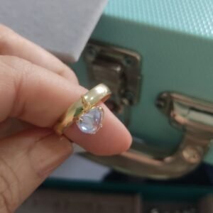 A.O aliança coração pendurado