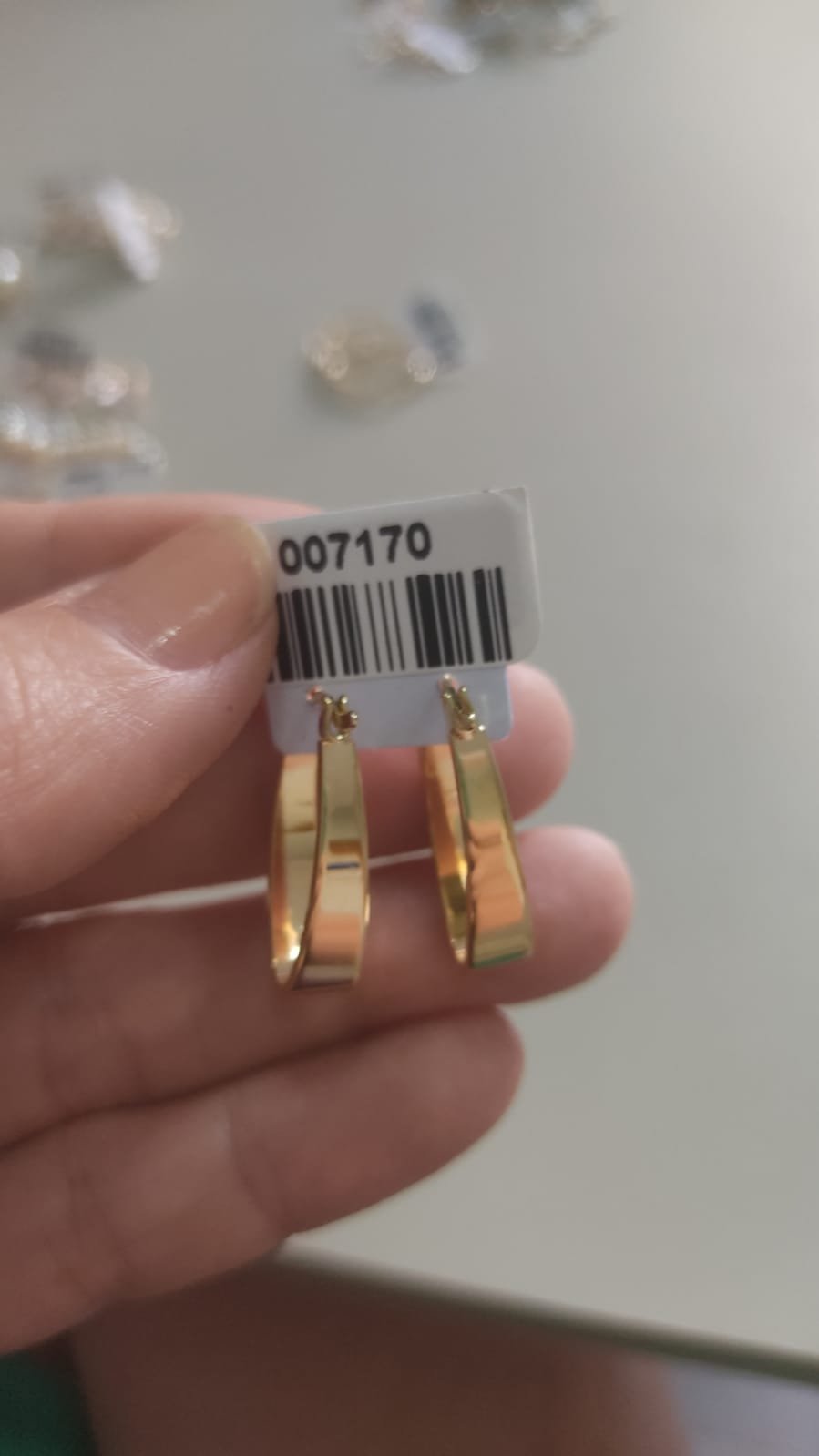 B.O argola abaulada click BRUNA