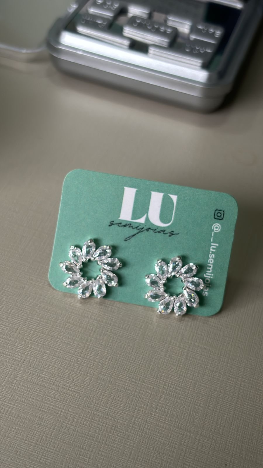 B.P flor cristal com 9 petalas