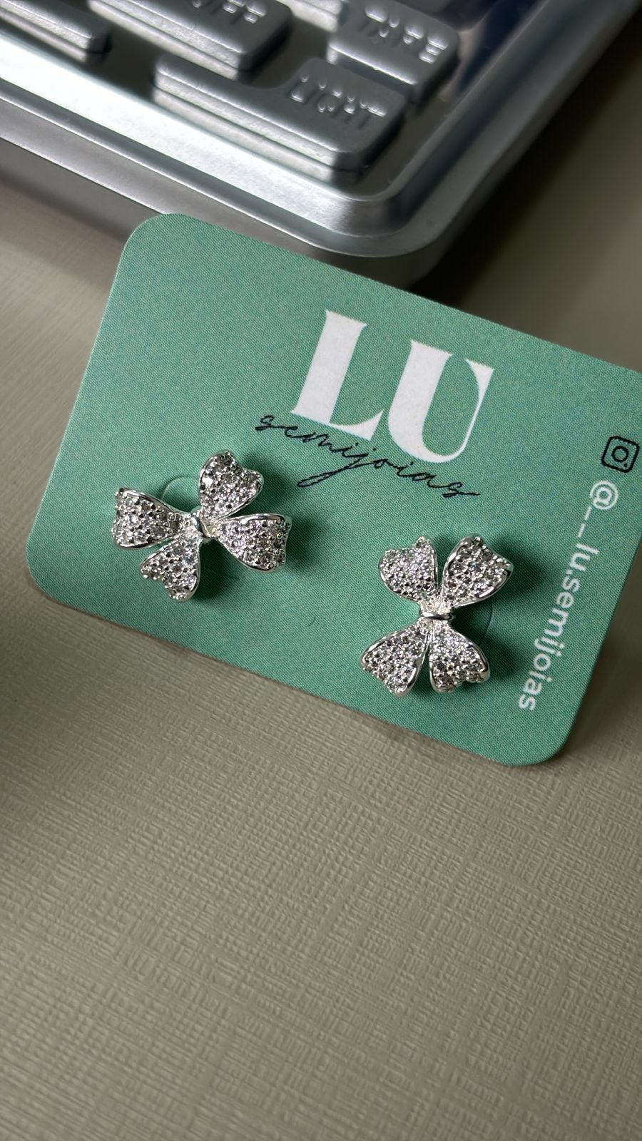 B.P laço todo em zirc. crav.