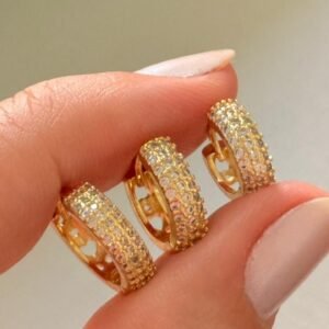 B.O trio argolinha larga 3 fileiras de zirc. crav.