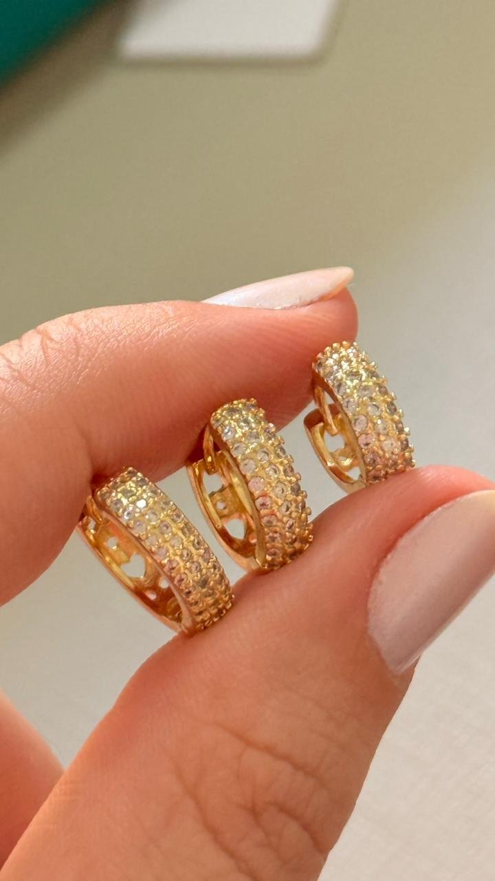 B.O trio argolinha larga 3 fileiras de zirc. crav.